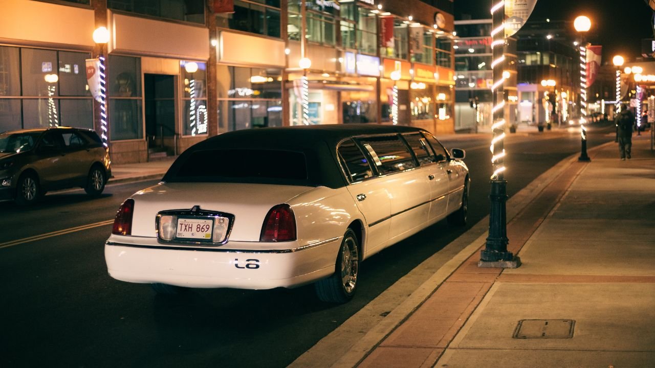 Luxury Night Out: Why Booking a Limousine Elevates Your Experience