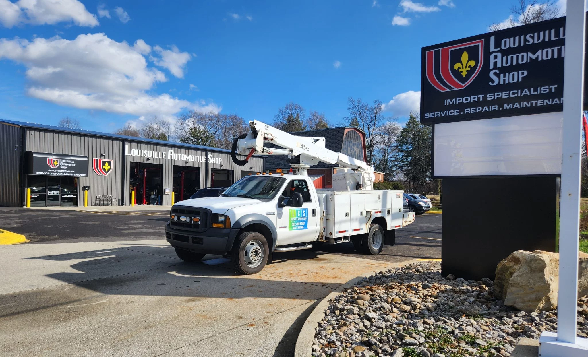 Transform Your Brand Visibility with Custom Vehicle Wraps in Louisville, KY