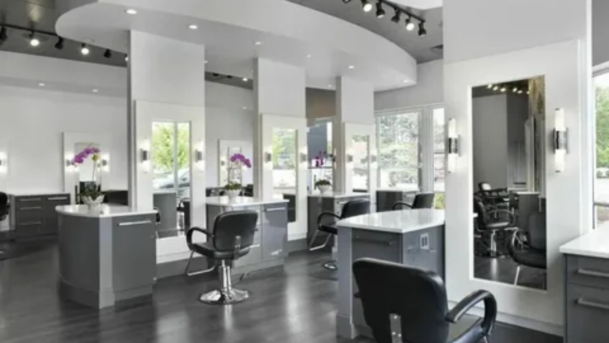 Top Beauty Salons in Dubai Marina: Where Luxury Meets Expert Care