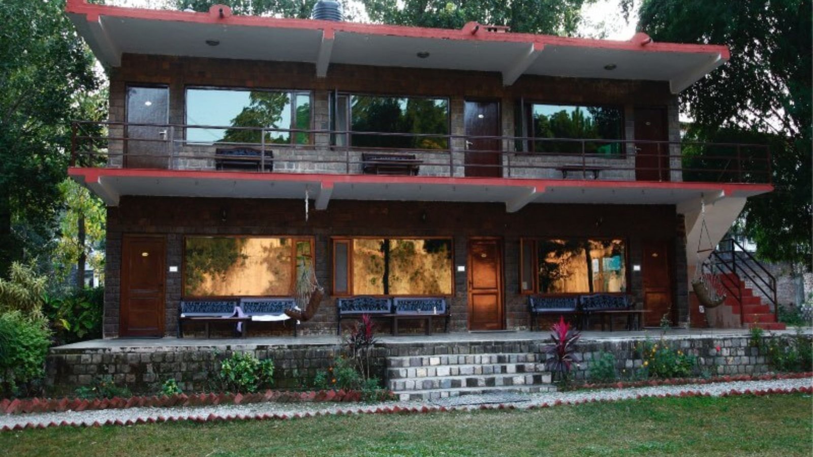 Best Riverside Resorts in Jim Corbett for a Scenic Stay