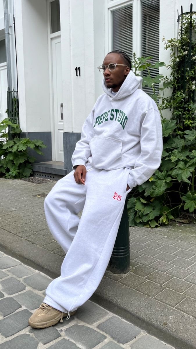 Pepe Studio Clothing: Streetwear Meets Precision Design