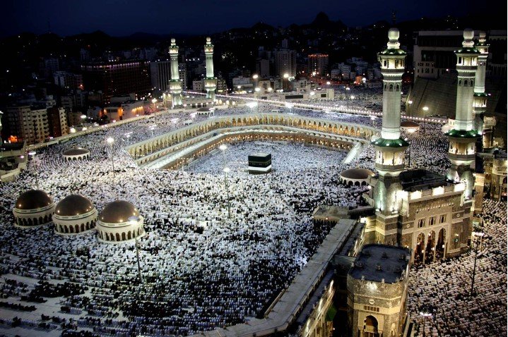 Who Should Consider Booking a Family Umrah Trip in September 2025?