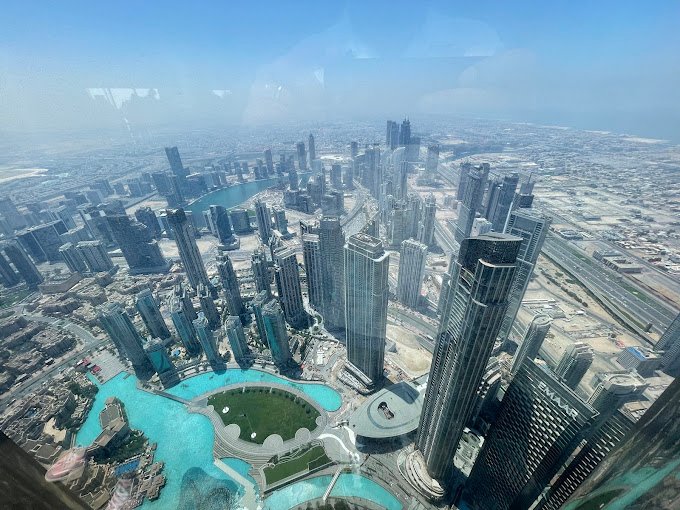 Secrets Hidden Inside the Burj Khalifa Most Tourists Don’t Know