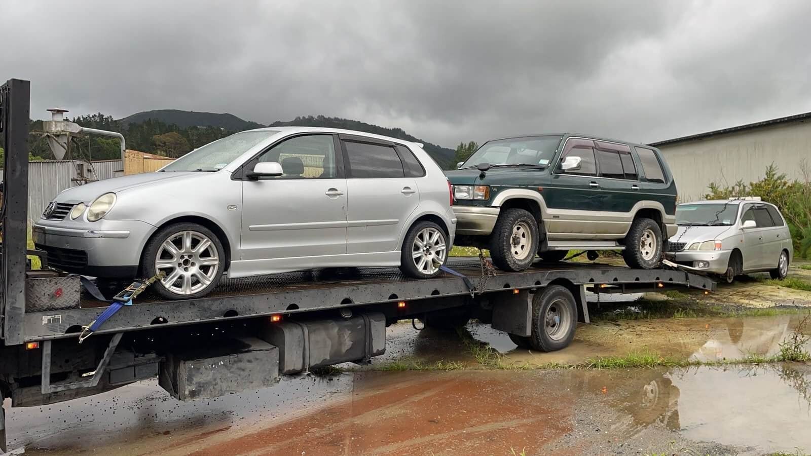 Why Car Removal Services Are a Great Option for Getting Rid of Old Vehicles