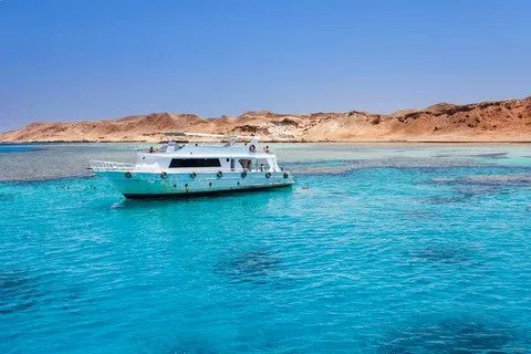 The Adventurer’s Guide to Exploring Formentera by Boat