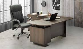How to Choose the Perfect Office Executive Table
