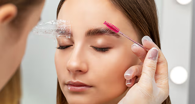 Ensuring You Get Genuine Generic Latisse When Buying Online for Lusher Lashes