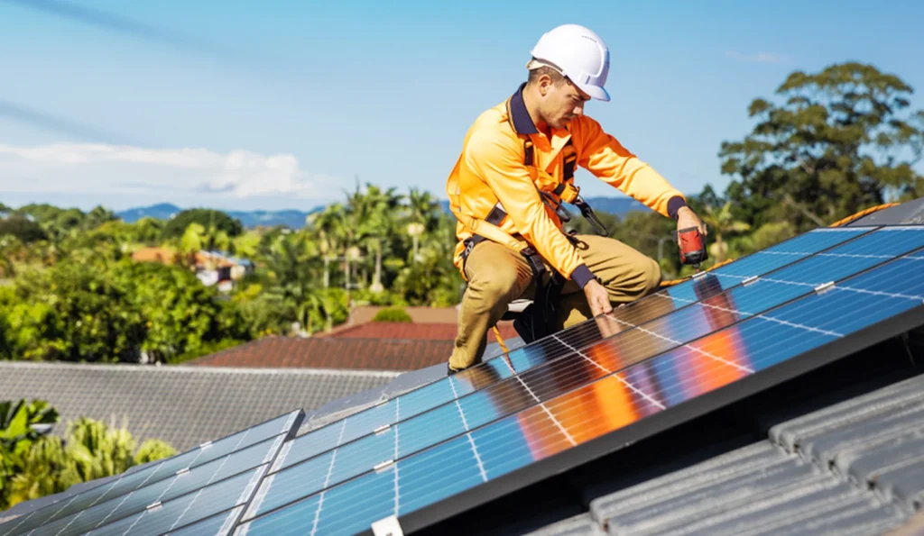 How Solar Panels Perform in Every Weather with Arise Solar