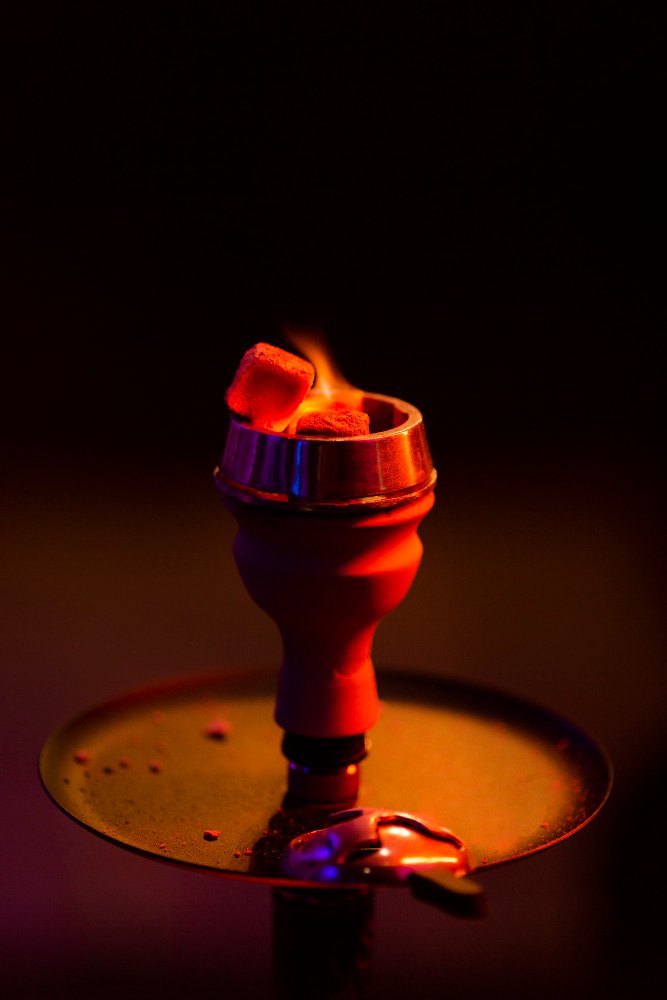 Why a Glass Bong is a Must-Have for Every Smoker: Exploring Glass Rig Bongs and Beyond