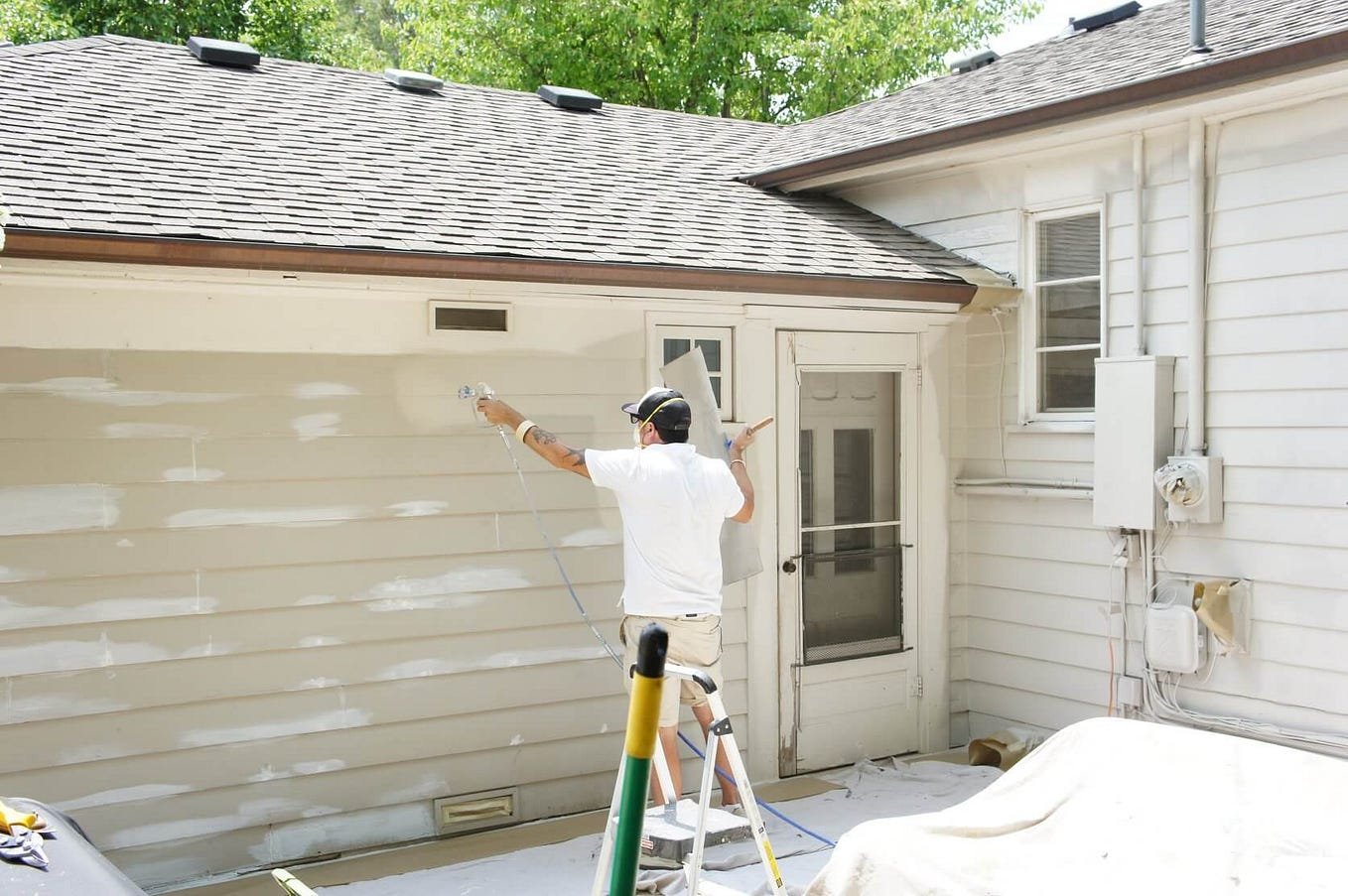 Best Paint for Outdoor Walls: Full Guide