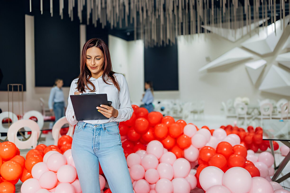 How Can Professional Balloon Services Transform Your Event?