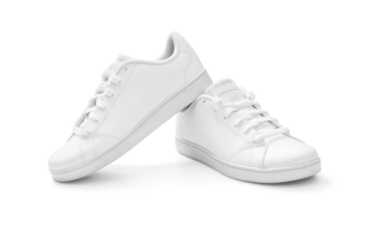 Discover the Latest Trends and Prices: Sneakers Shoes in Pakistan & Stylish Sunglasses for Women