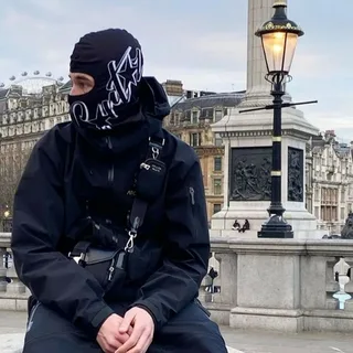 Corteiz and the Corteiz Tracksuit: Redefining Streetwear Culture