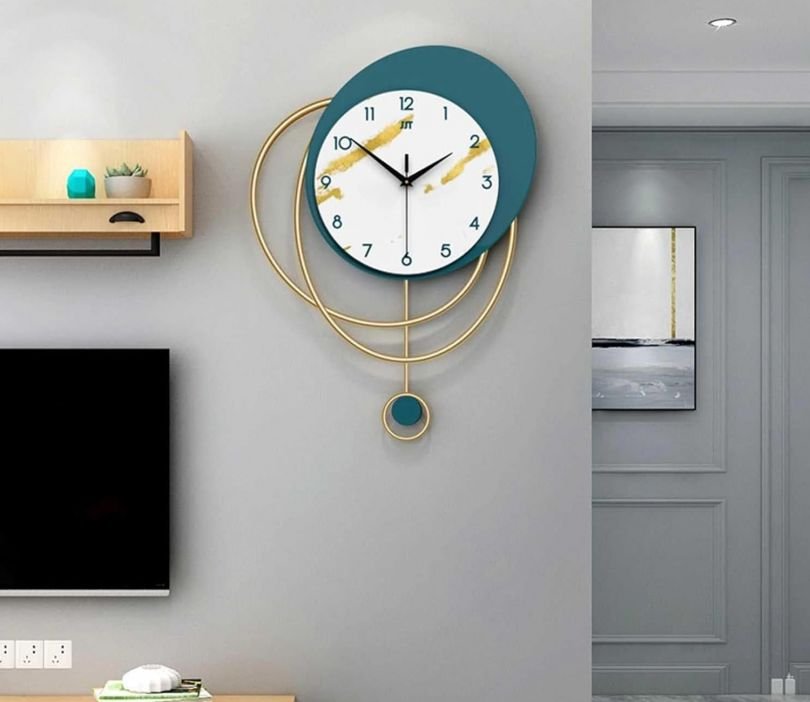 Timeless Elegance: How to Choose the Perfect Wall Clock for Your Home