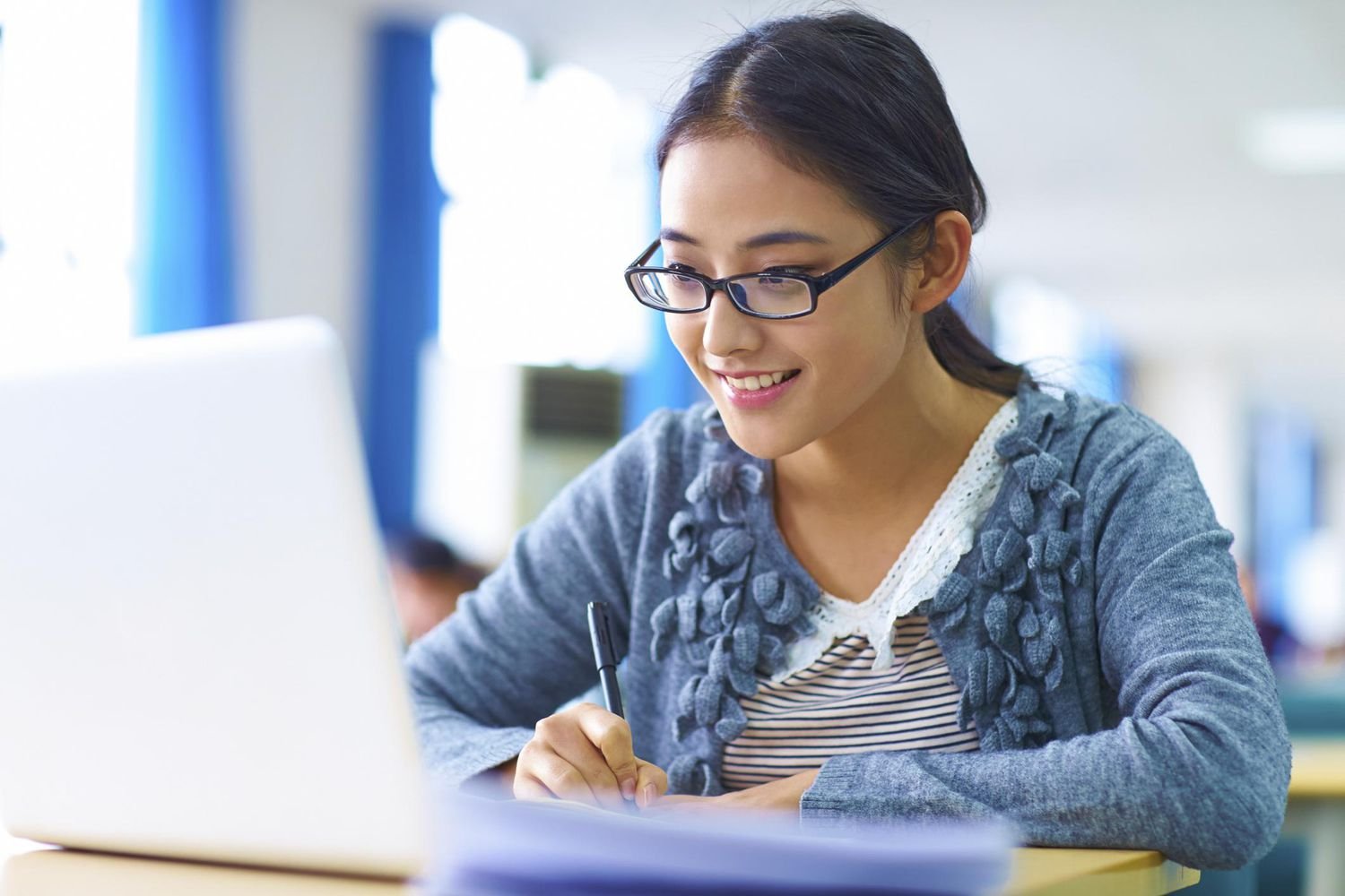 Where Are the Best Online A-Level Courses Offered?