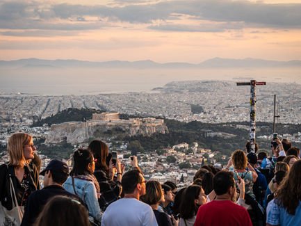 Cost-effective Advice Regarding International Roaming and Data Consumption