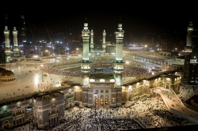 Best Time to Book Ramadan Umrah Packages from London