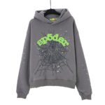 Hoodie Outfits Gaining Popularity This Season