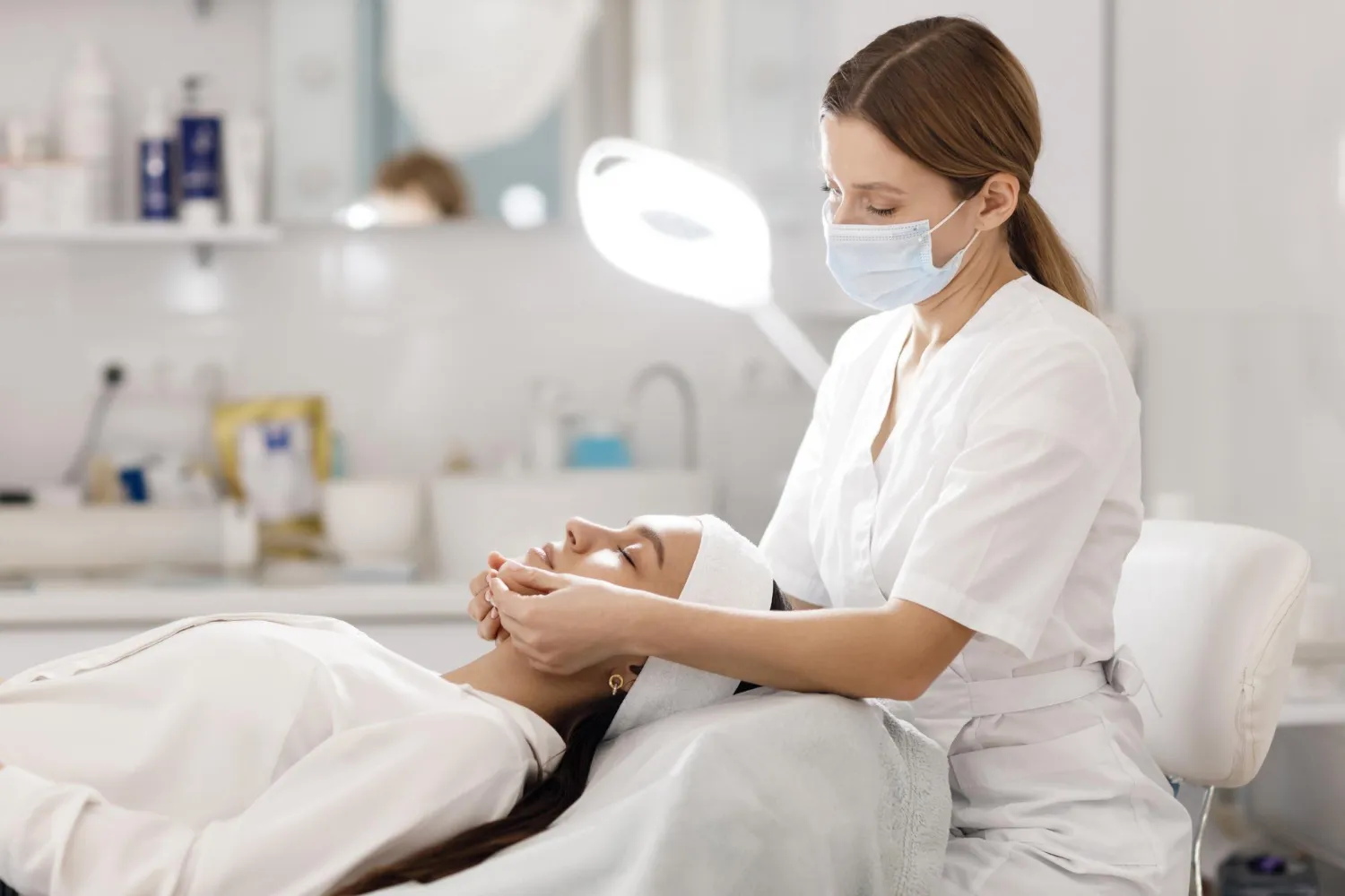 Begin Your Aesthetic Journey with Dynamic Life Clinics