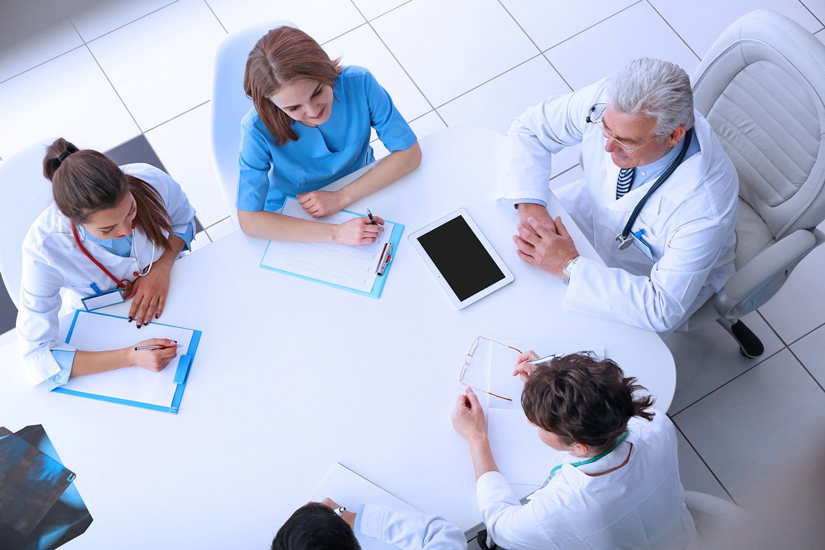 Hire a Medical Receptionist for Family