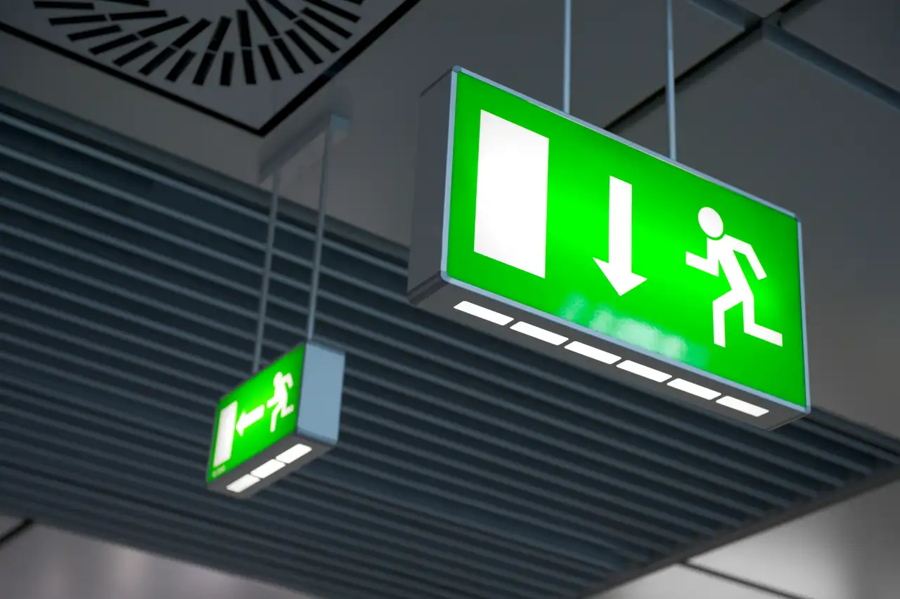 How Emergency Lighting Saves Lives in Power Outages and Fires