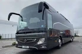 Reliable Minibus & Coach Hire in Manchester – Travel Made Easy