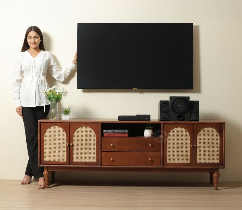 Wooden vs. Metal TV Units: Which One Should You Buy?