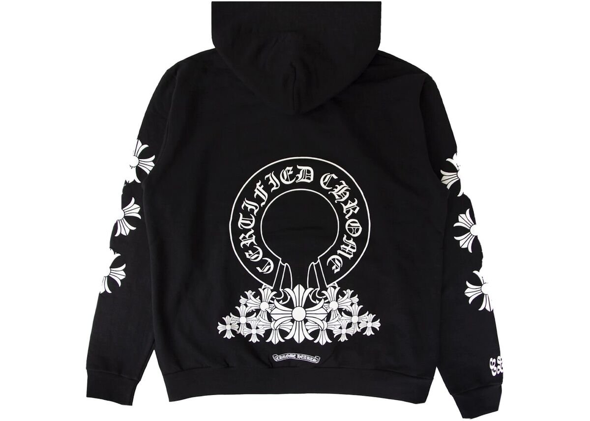 The Role of Oversized Chrome Hearts Design