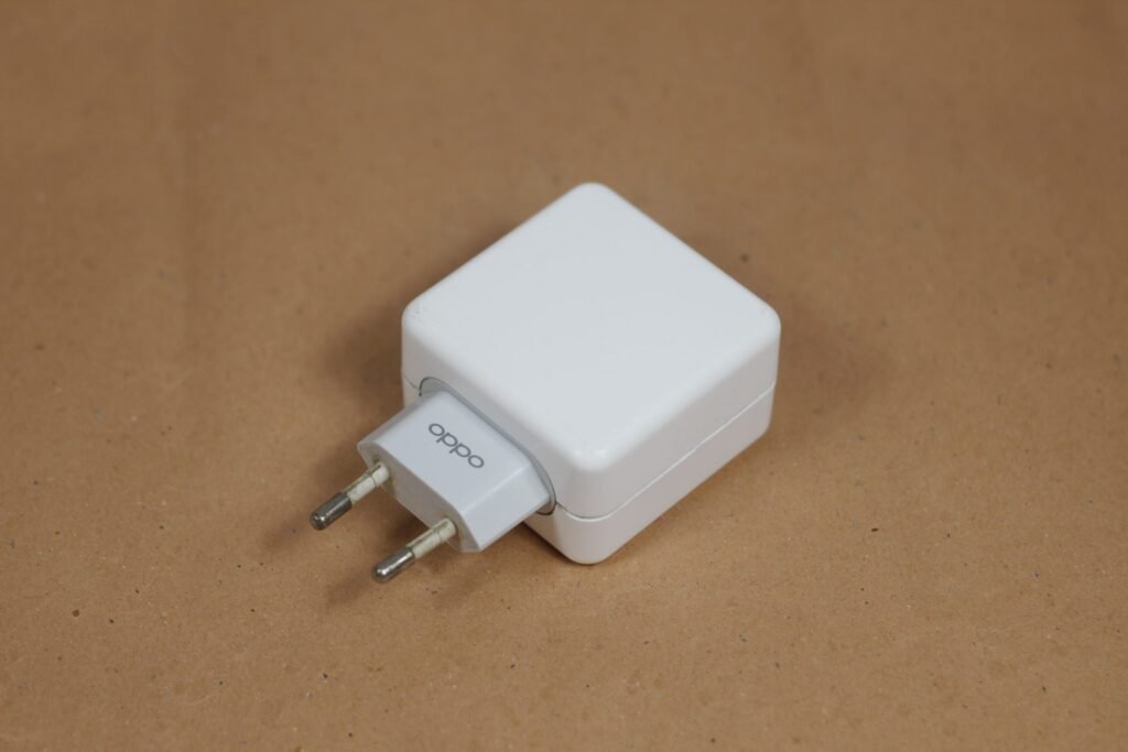 What is the price of 75 Watt Charger in Pakistan?