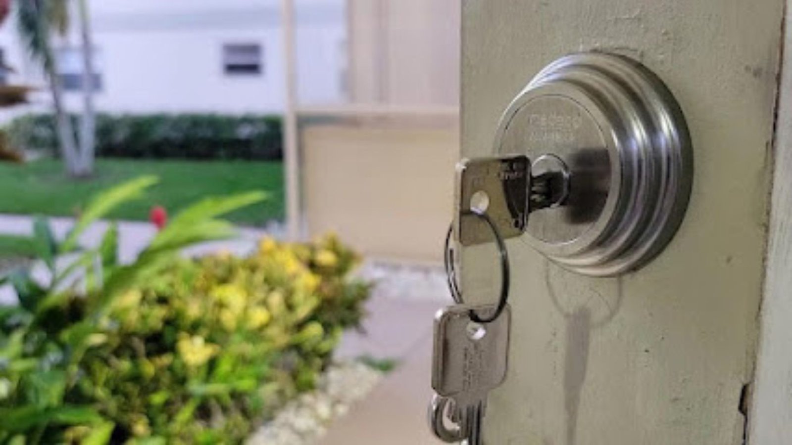 How Can an Emergency Locksmith in Fort Lauderdale Save Your Day?