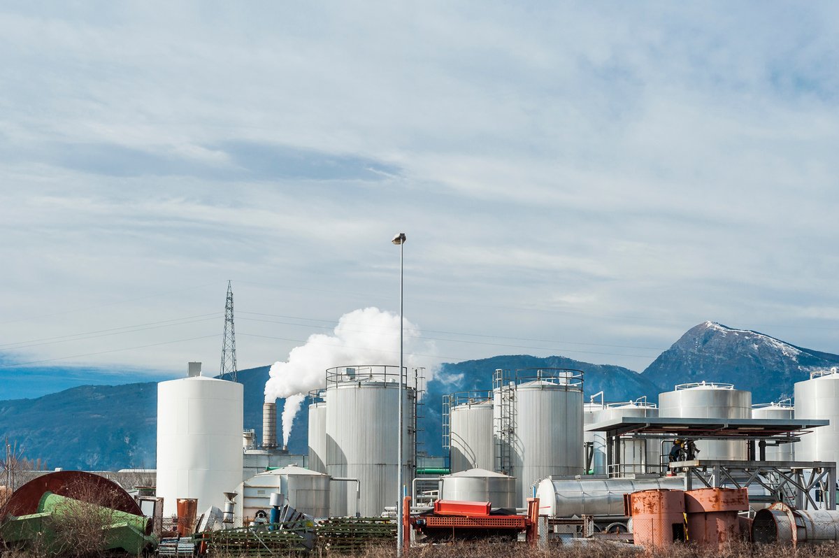 How Online Shopping Fuels the Demand for Industrial Properties