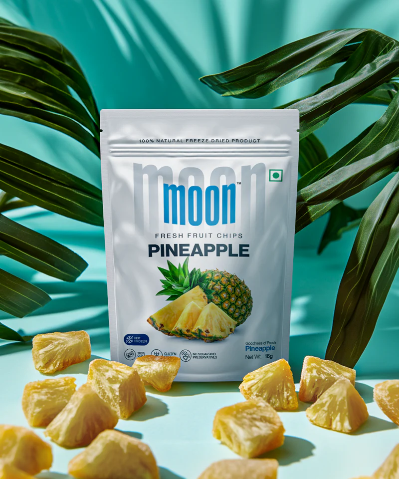 Sweet Crunch, Real Flavor: Freeze Dried Pineapple & Chikoo Chips