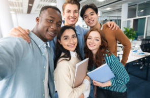 Beyond the Brochure: Why a British Education Consultant is Your Secret Weapon for University Success