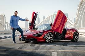 Luxury Fleet Hire in Dubai: Travel Beyond Ordinary