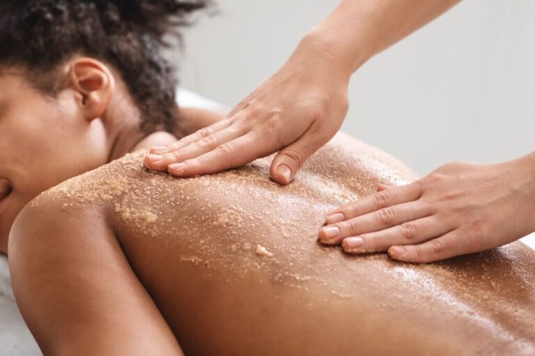 Bodyscrub behandelingen voor vrouwen in Leeuwarden: Tips & Trends