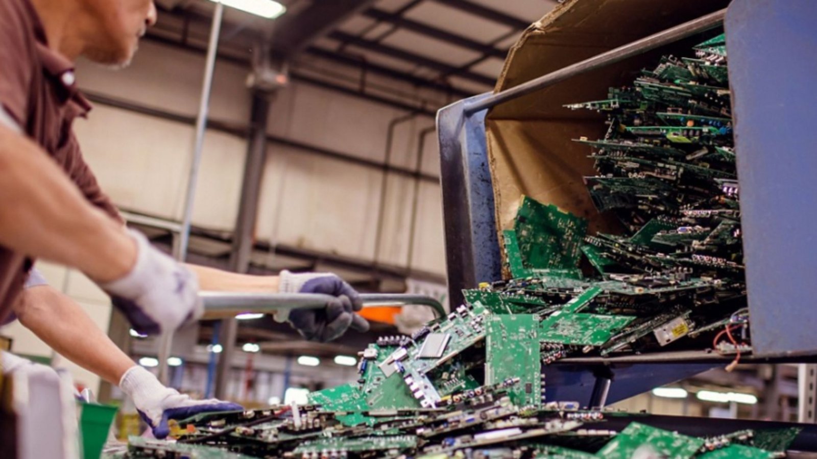 Why Should You Choose Professional Data Destruction Services?