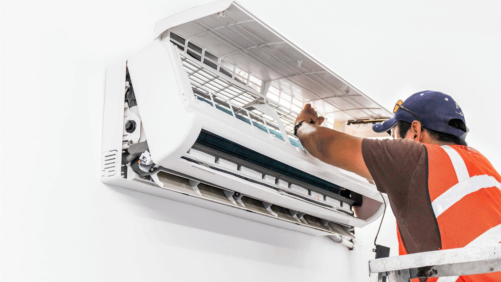 Aircon Repair London: Choosing The Right Service For Your System