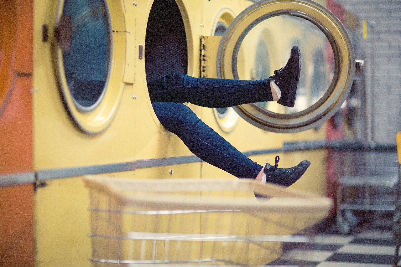 The Smart Choice: Professional Dry Cleaning in Motor City for Busy Residents