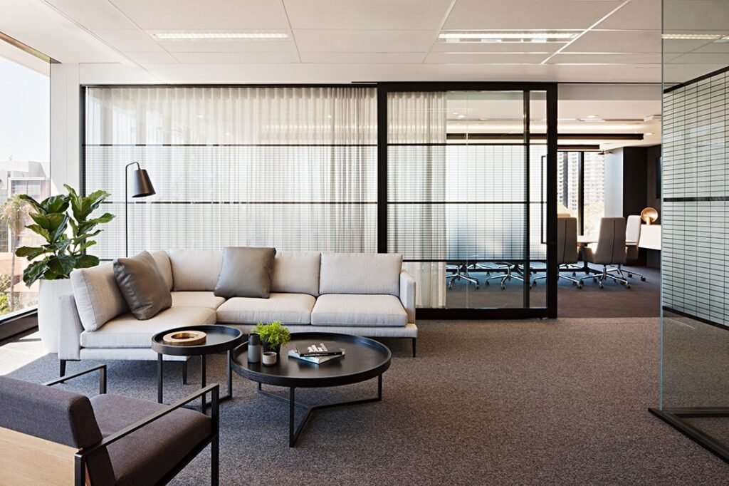 How to Use Mirrors to Make Rooms Feel Larger