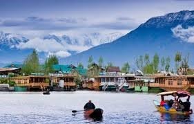 Kashmir Family Tour Packages