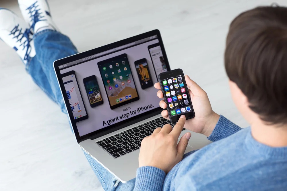 iOS vs Android App Development – Which One Should Businesses Prioritize?