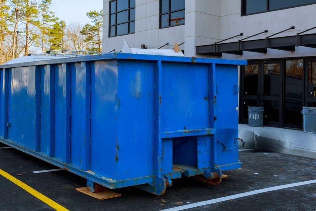 How to Determine the Best Commercial Dumpster Size for Your Facility
