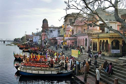 Family Activities Guide | Mathura Vrindavan Tour Packages