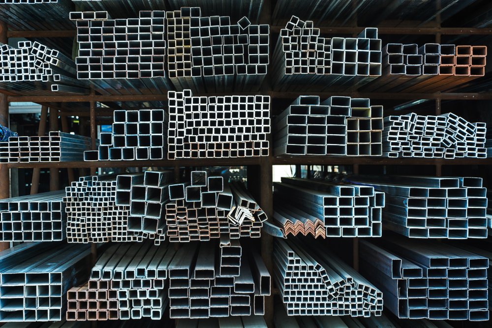 Aluminum contractor