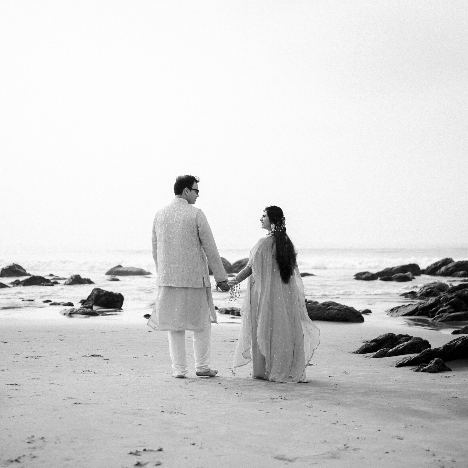 Black and White Wedding Photography Trends