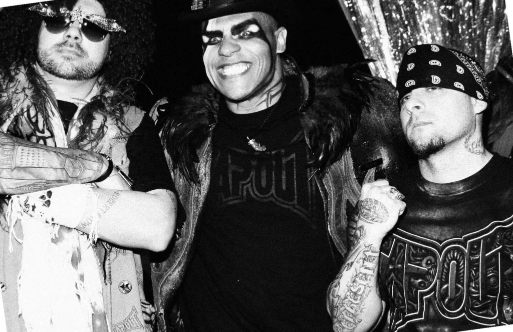 Seasonal Must-Have – Tapout Hoodie Will Wow You | Shop Today