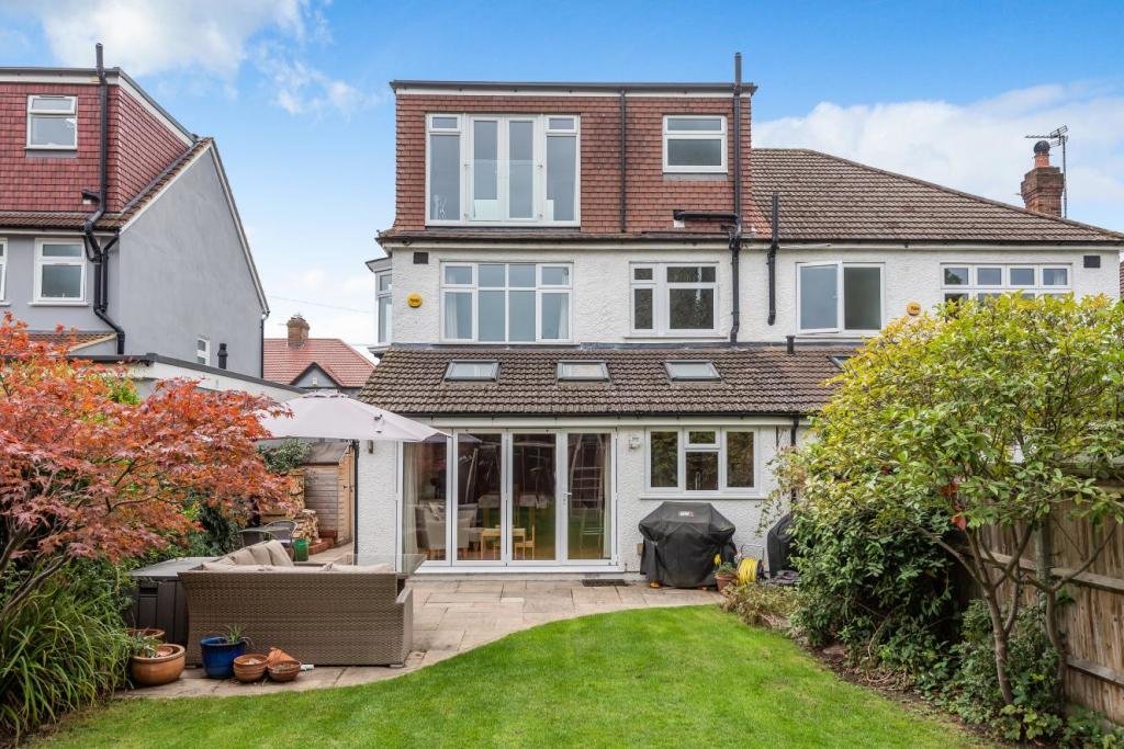 Loft Converter London