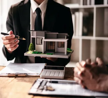 How the Best Realtors Simplify the Home Buying and Selling Process