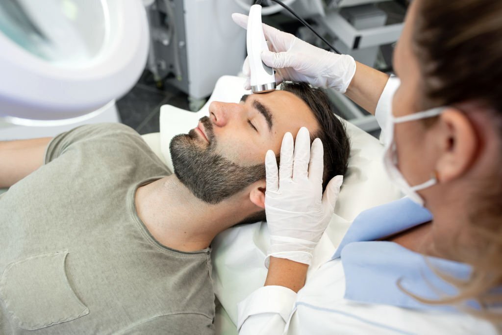 Hydrafacial For Men in dubai
