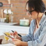 How an Online Writing Coach Transforms Ideas into Powerful Stories